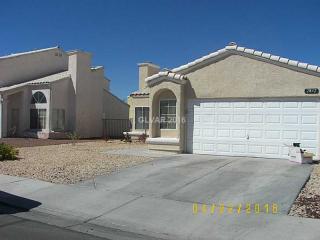 2832 Mayfair Ave, Henderson NV  89074-2804 exterior