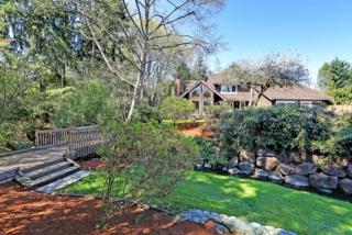2551 Medina Cir, Medina, WA 98039-1503