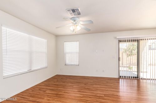 9551 81 Dr, Peoria AZ  85345-3111 exterior