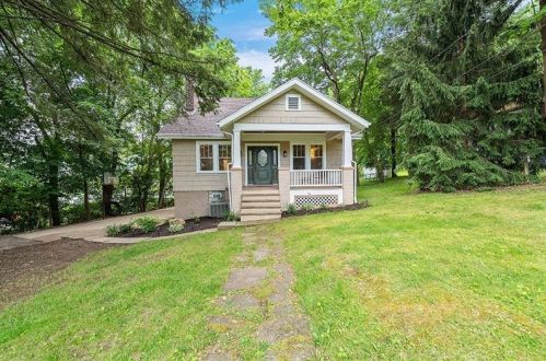 902 Alexander St, Glenshaw, PA 15116-2314