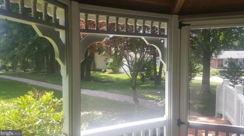 227 Pennford Pl, Boothwyn PA  19060-4407 exterior