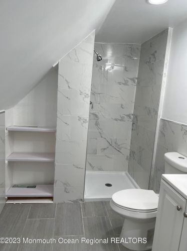 309 2nd Ave, Tinton Falls NJ 07712-6148 exterior