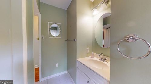 1113 Morgan Ave, Riverton NJ  08077-2237 exterior