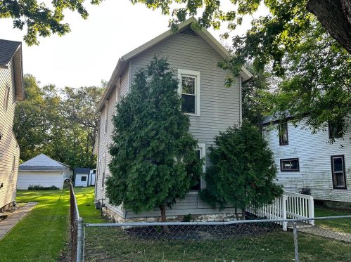 356 Fahey St, Marion, OH 43302-2222