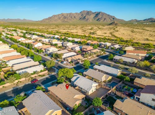 7912 Sorrell Ln, Gilbert AZ  85298-7466 exterior