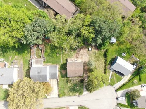107 Candlewyck Dr, Glenshaw, PA 15116-2701