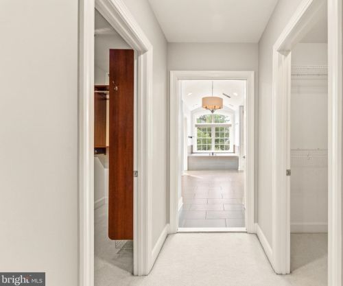 43530 Butler Pl, Leesburg VA 20176-7428 exterior