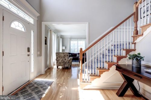200 Excalibur Dr, Newtown Square, PA 19073-4425