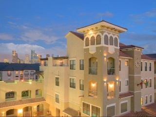 600 Studemont St, Houston TX  77007-4954 exterior