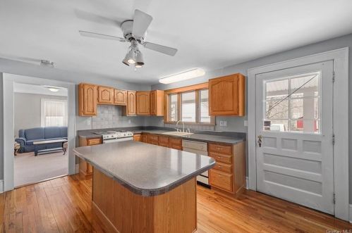 67 Main St, Washingtonville NY  10992-1212 exterior