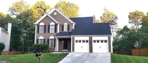 4261 Chambord Ln, Woodbridge, VA 22192-5161