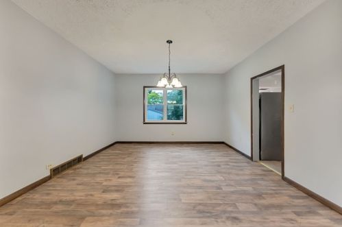 328 Moody Ave, New Castle PA  16105-2487 exterior