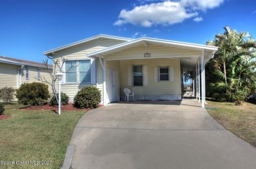1100 Barefoot Cir, Sebastian, FL 32976-7089
