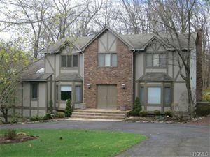 2 Oak Ridge Ct, Mount Ivy, NY 10970-2700