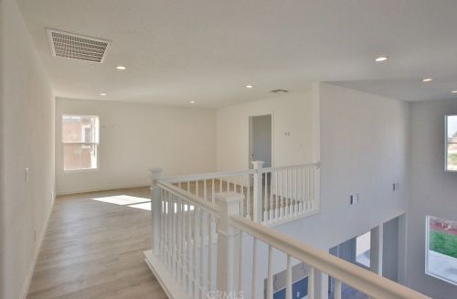 7796 Spring Hill St, Chino CA  91708-7606 exterior