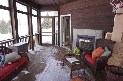 11 Whispering Springs Ct, Fond Du Lac WI  54937-6912 exterior