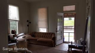 1030 Kirkwood Ave, Blmgtn IN  47404-5053 exterior