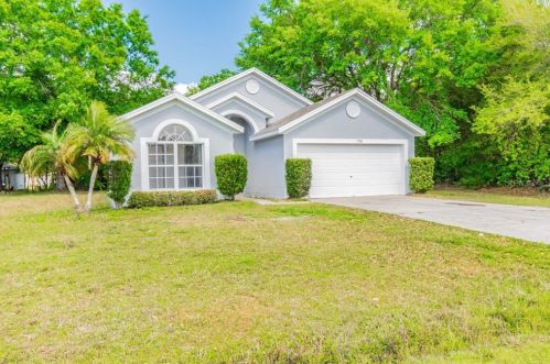 738 Robin Ct, Kissimmee, FL 34759-4524