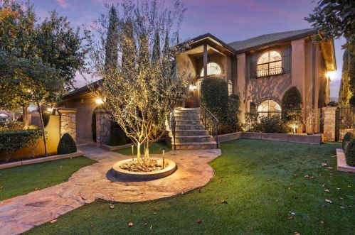 212 Royal Oaks Ct, Lodi, CA 95240-0550