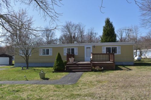 2259 Berry Rd, Amelia, OH 45102-9723