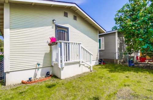 1404 Coolidge Ave, National City CA  91950-4422 exterior