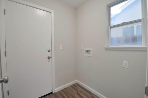 168 Driftwood Ct, Los Banos CA  93635-6302 exterior