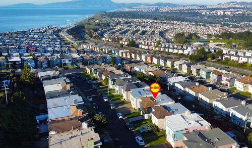 31 Avalon Dr, Daly City, CA 94015-4552