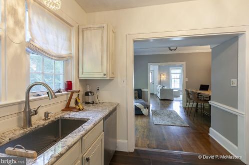 528 Liberty St, Charles Town WV  25414-1830 exterior