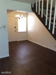 2110 Hickory St, Denton TX  76201-5616 exterior