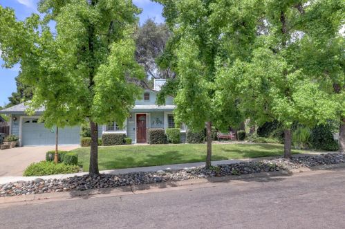 6245 Rachel Ln, Loomis, CA 95650-7600
