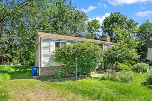 105 Louisa Ct, Pittsburgh, PA 15227-4527