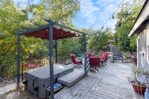 212 Riverside Ave, Ben Lomond CA  95005-9588 exterior