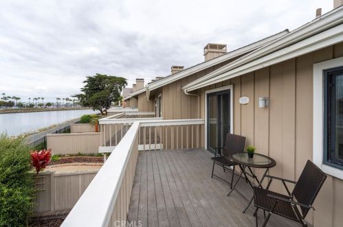 309 Regatta Way, Seal Beach CA  90740-5985 exterior