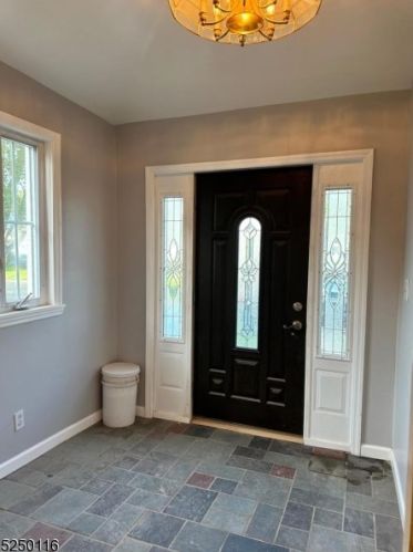322 Hunter Ave, Scotch Plains NJ  07076-1137 exterior