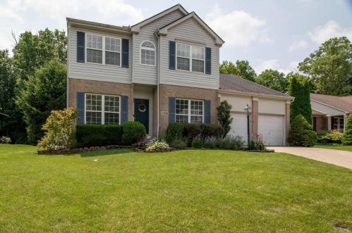 1155 Sparrowwood Blvd, Stonelick, OH 45103-2672