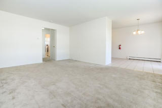 405 Franklin Tpke, Mahwah NJ  07430-2230 exterior