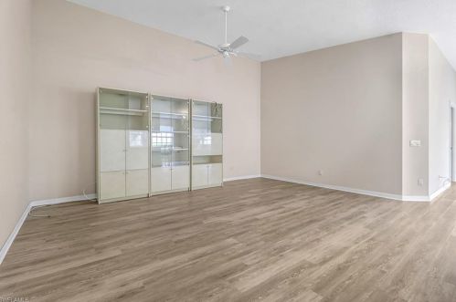 5727 Drummond Way, Naples FL  34119-9524 exterior