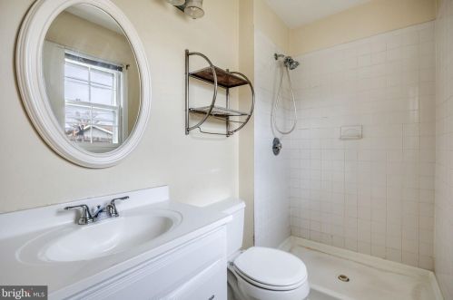 31 Garrison Cir, Willingboro NJ  08046-3303 exterior