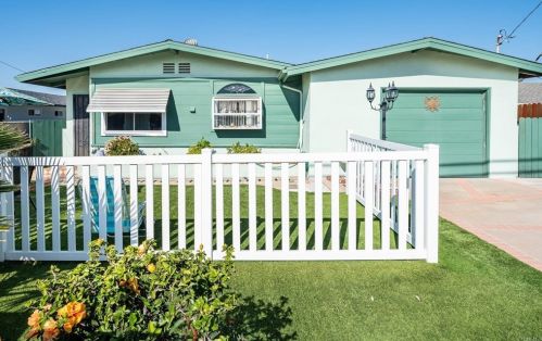 2802 Morningside St, San Diego, CA 92139-3528