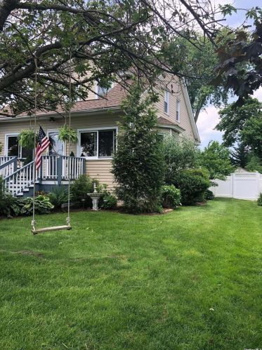 2773 Marion St, North Bellmore, NY 11710-4601