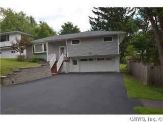 323 Albert Rd, Syracuse, NY 13214-1901