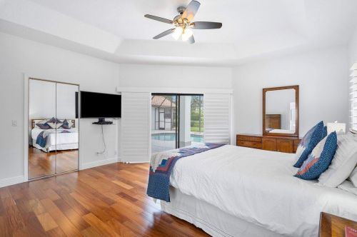 6670 Newport Lk Cir, Boca Raton FL 33496-3001 exterior