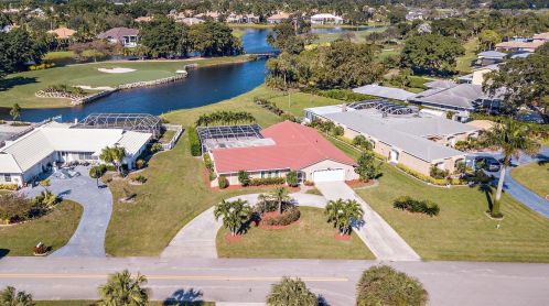 4815 Holly Dr, West Palm Beach, FL 33418-4507