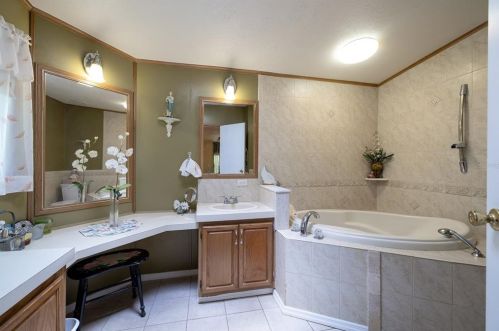 729 Navigators Way, Edgewater FL 32141-5924 exterior