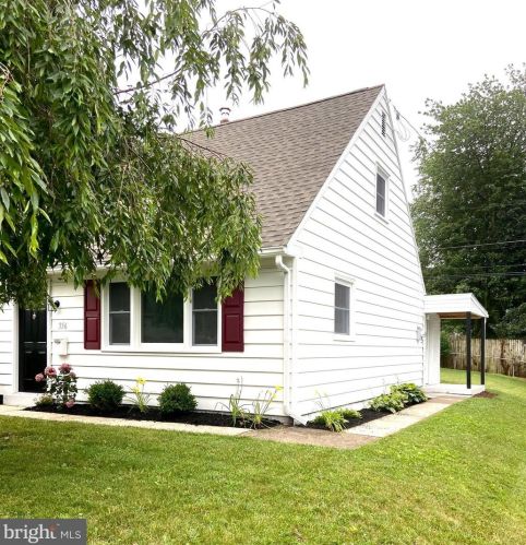 356 Chestnut St, Pottstown PA  19464-5686 exterior