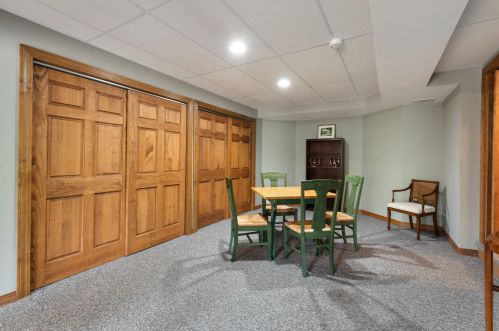 1016 Wallace Lake Rd, West Bend WI  53090-8943 exterior