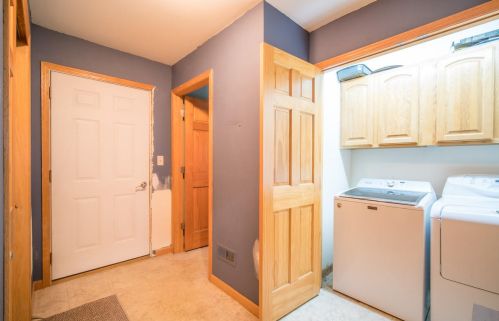 1180 Auburn Rd, West Bend WI  53090-5465 exterior