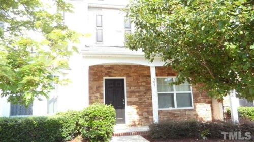 502 Sternwheel Way, Knightdale, NC 27545-7360