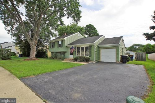 63 Quail Hollow Dr, Dover, DE 19904-6529