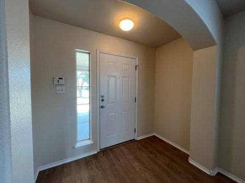 1108 Reagan Wells Dr, Monadale, TX 78634-5398